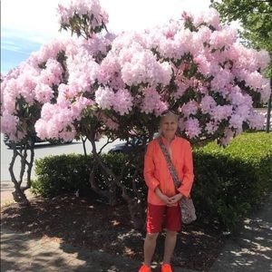 Meet your Posher, Joan